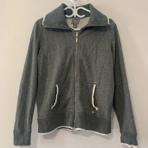 Roots Grey Sweater Size Medium